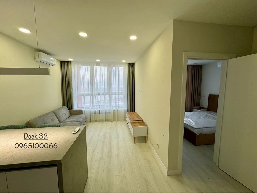 Продаж квартири Dock 32 . Від власника.  . В середині будинк