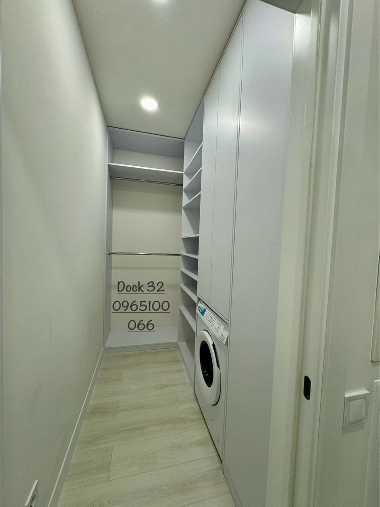Продаж квартири Dock 32 . Від власника.  . В середині будинк
