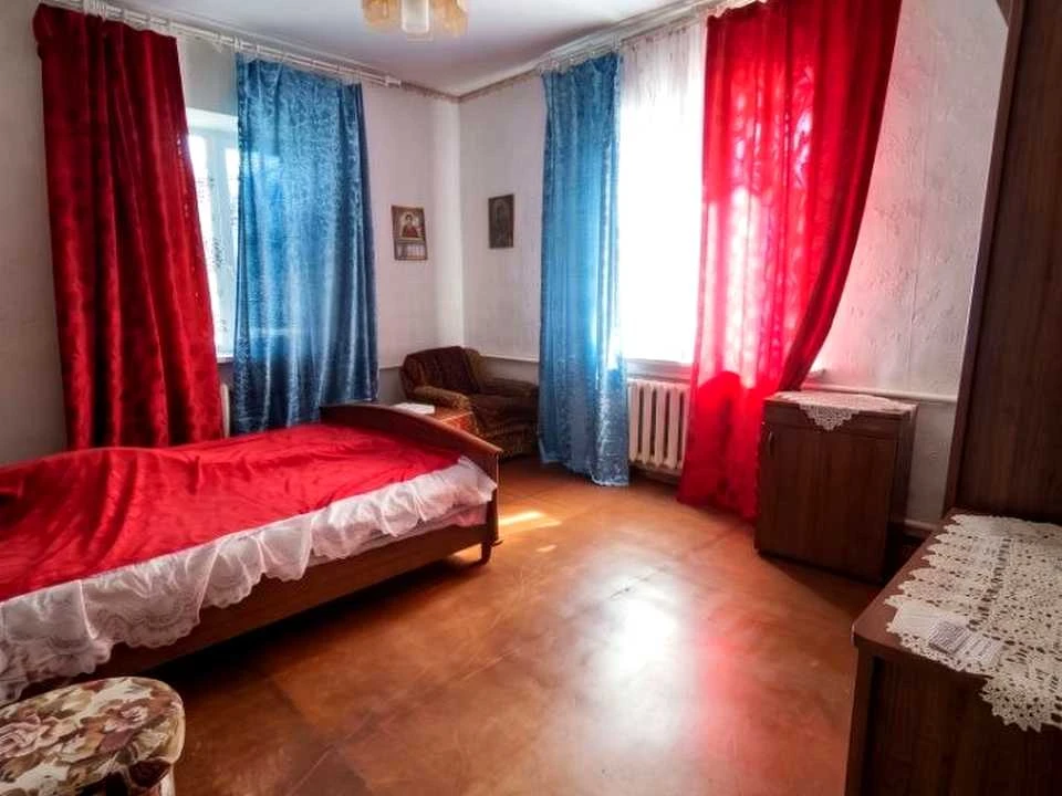 Будинок. Дніпро, Кулішова вул.