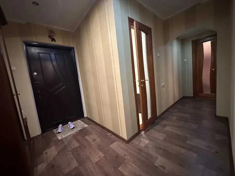 2-кімнатна квартира на Таїрова 53 м²  15 поверх  Якісний рем