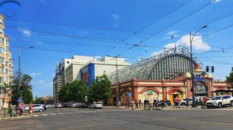 Квартира в центре с ремонтом в новом кирпичном доме