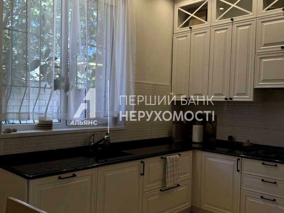 Будинок. Одеса, Китобійна вул.