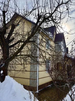 Продаж окремого будинку на Крошні