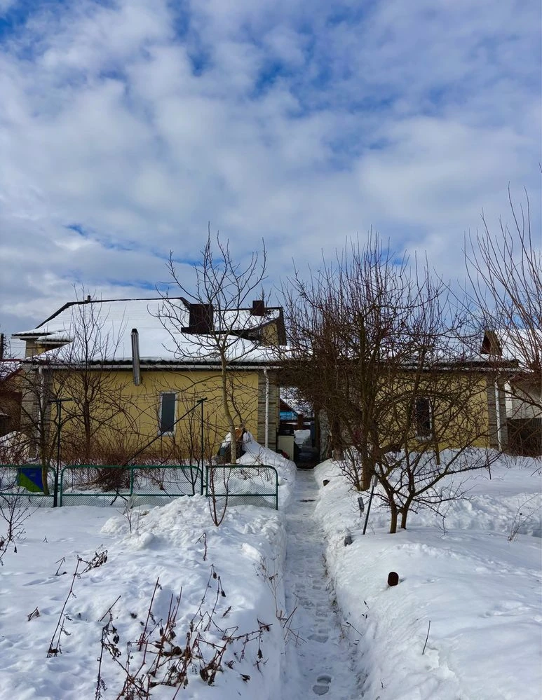 Продаж окремого будинку на Крошні