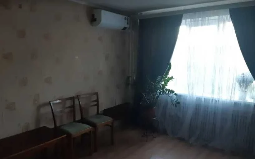 Продам 1к квартиру улучшенка 43кв.м пер.Пластичный , парк Юн