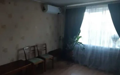 Продам 1к квартиру улучшенка 43кв.м пер.Пластичный , парк Юн