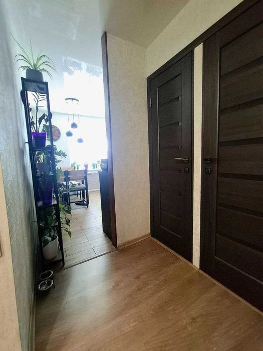 I will sell a 3-room apartment with modern renovation at Bogomaza, 188
