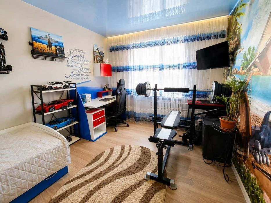 I will sell a 3-room apartment with modern renovation at Bogomaza, 188