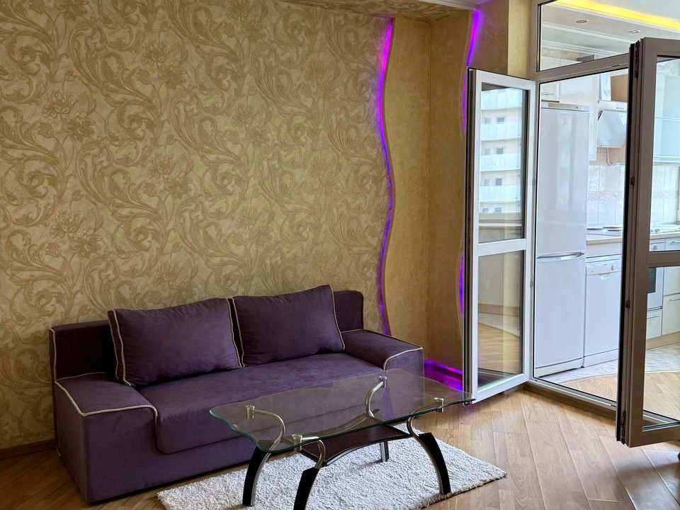 Квартира. Київ, Авіаконструктора Ігоря Сікорського вул.