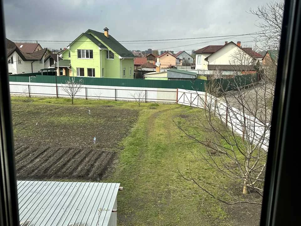 Будинок. Київ, Приозерна 6а