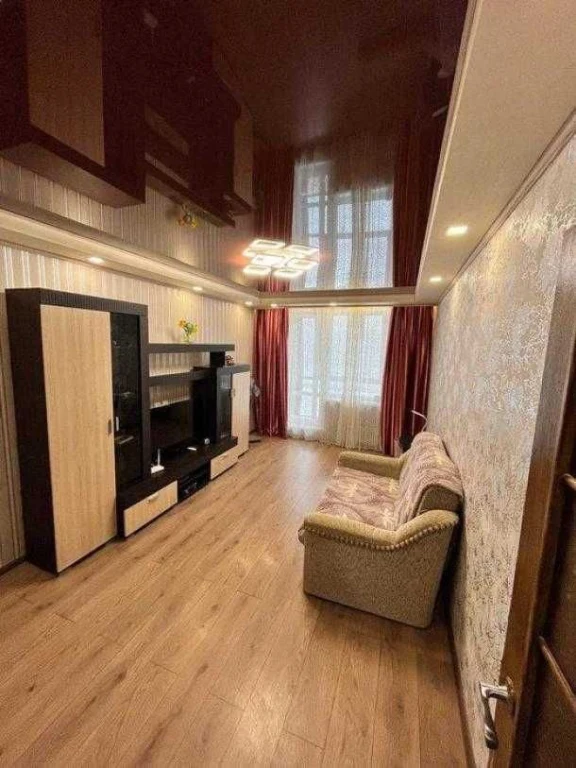 Срочно продам 3 ком. квартиру в районе ТРЦ Украина на Салтов