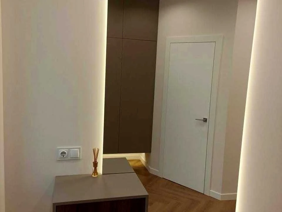 Будинок. Рівне, немає