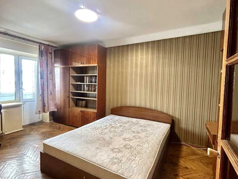 Квартира. Київ, Шолуденка вул.