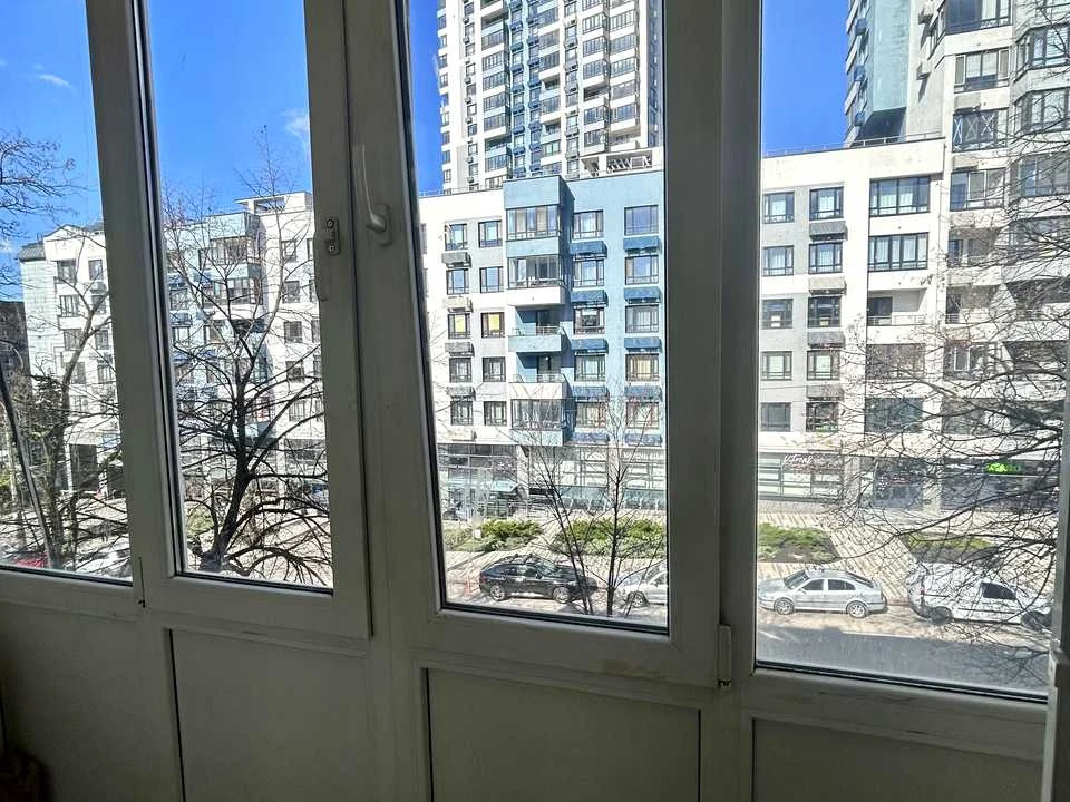 Квартира. Київ, Шолуденка вул.