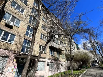 Квартира. Київ, Шолуденка вул.