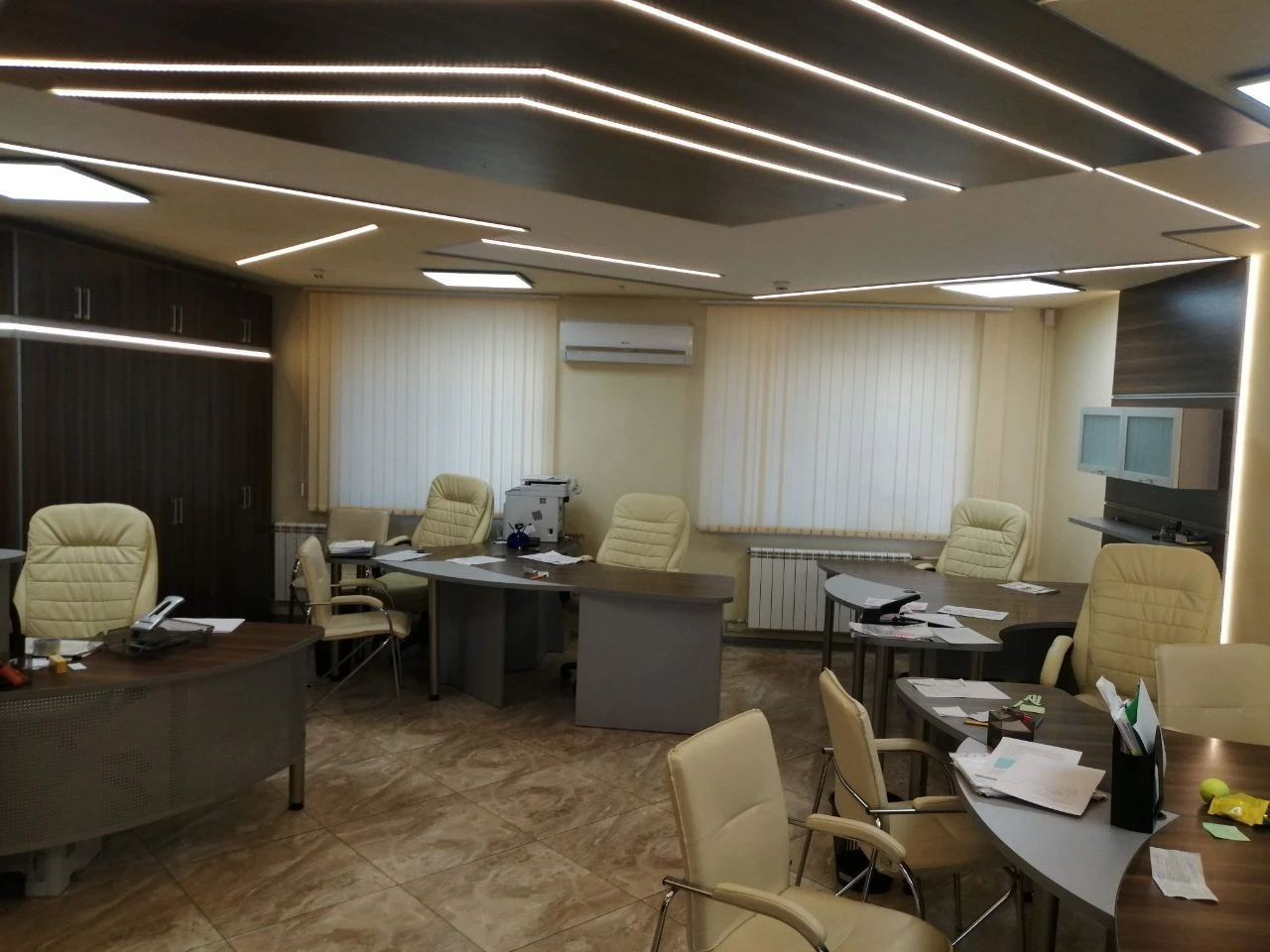 Продаж квартири на подолі, обладнаної під офіс