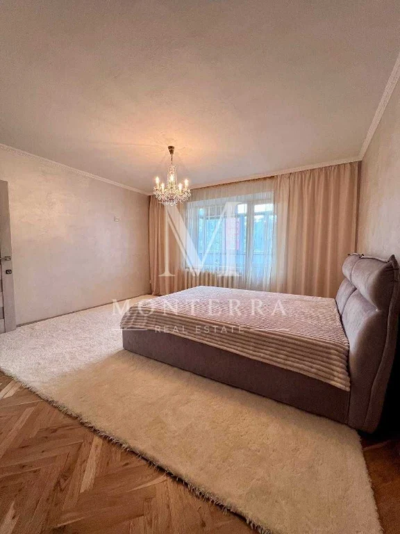 Продаж 1 кімнатної квартири з новим ремонтом Правий берег, С