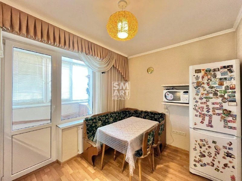 БЕЗ% Продаж 2к кв-ри вул.. Ревуцького 21