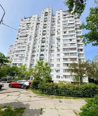 БЕЗ% Продаж 2к кв-ри вул.. Ревуцького 21