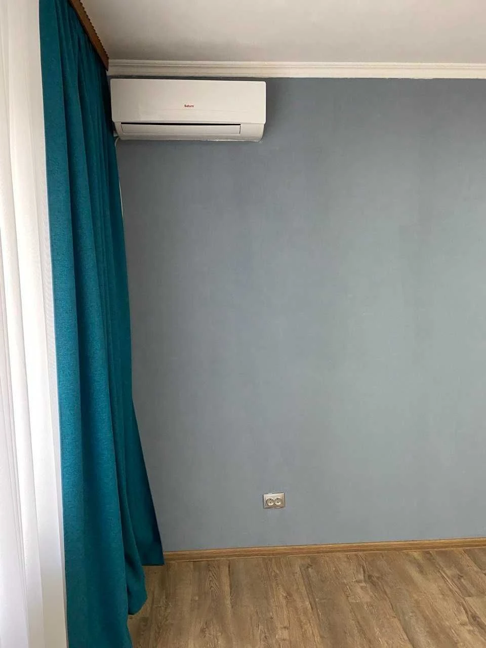Однокімнатна квартира 40,6 м² з ремонтом, меблями та техніко
