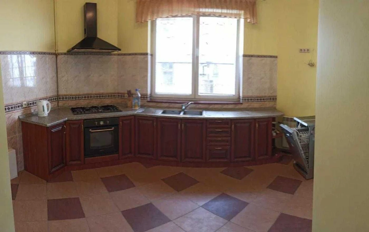 Продаж будинку, центр, вул. Коцюбинського Михайла, місто Льв