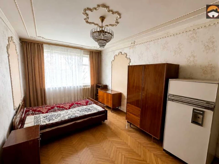 Apartment. Kharkiv, Newtona St.