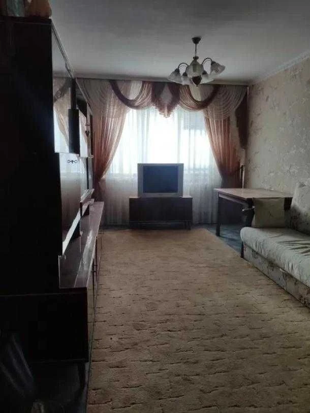 Продам 2 кімнатну квартиру Салтівка метро Академіка Павлова