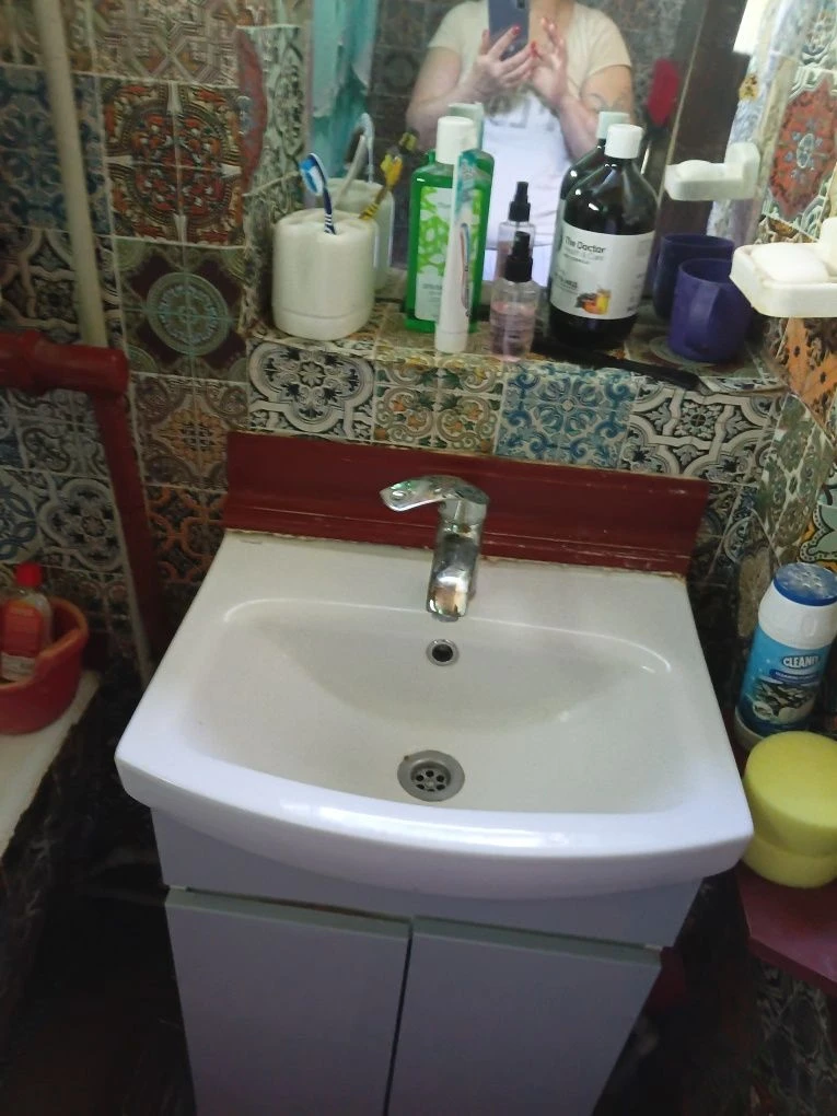 продам дом 67кв,4 комнаты,