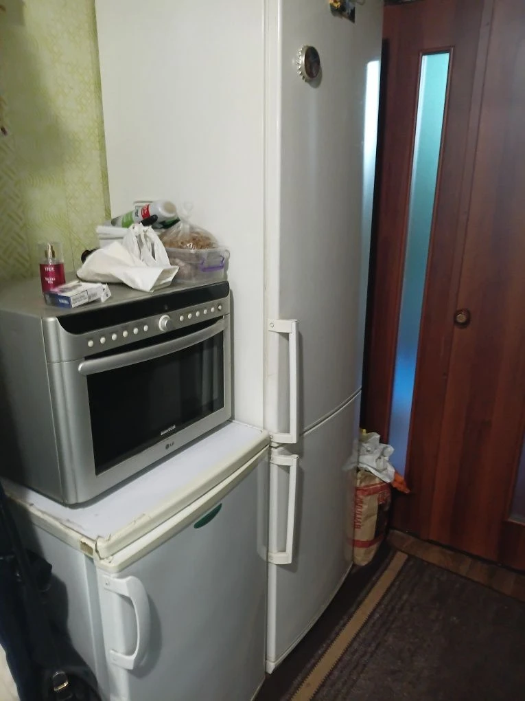 продам дом 67кв,4 комнаты,