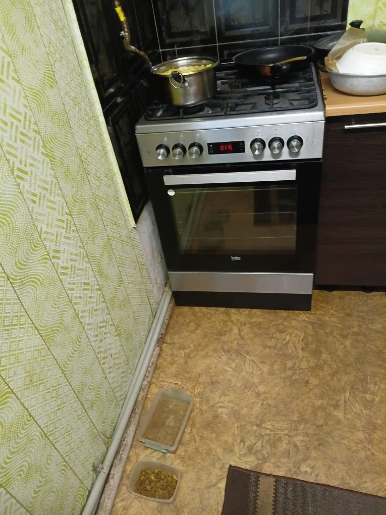продам дом 67кв,4 комнаты,