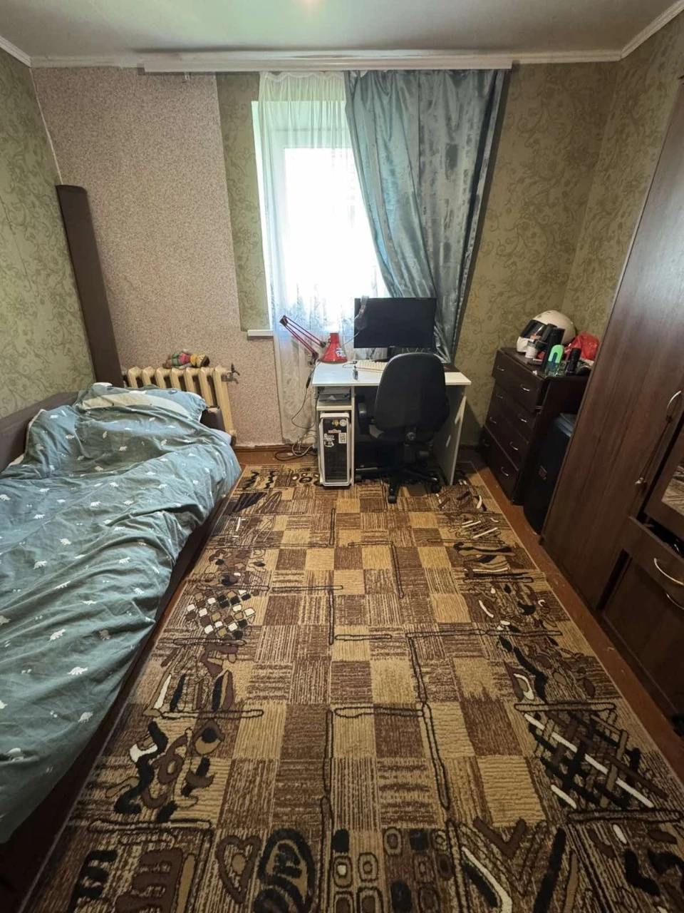 продам дом 67кв,4 комнаты,