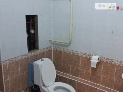 Sale of 4-room apartment 152.9 sq. m. on Sribnokilska Street 14A •