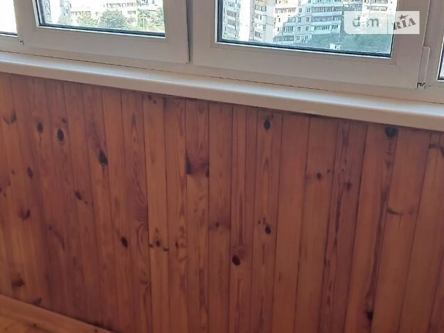 Sale of 4-room apartment 152.9 sq. m. on Sribnokilska Street 14A •