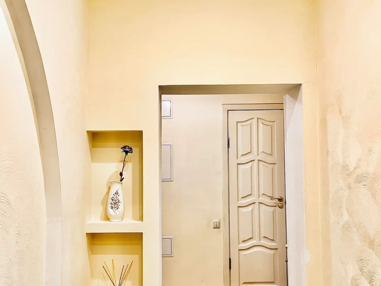 Оренда квартири 3-кімн. 74 м² 6/9 пов.