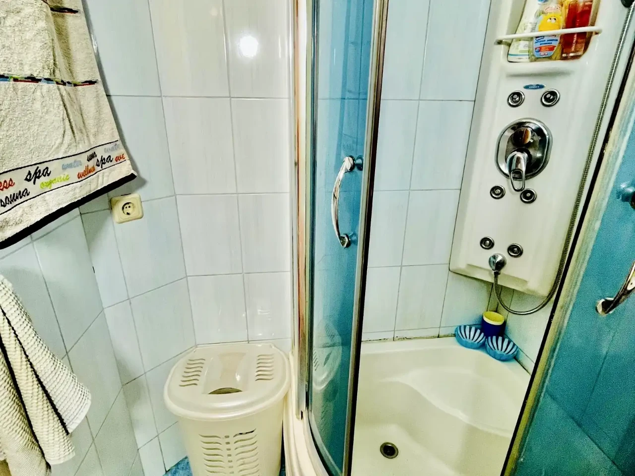 Оренда квартири 3-кімн. 74 м² 6/9 пов.