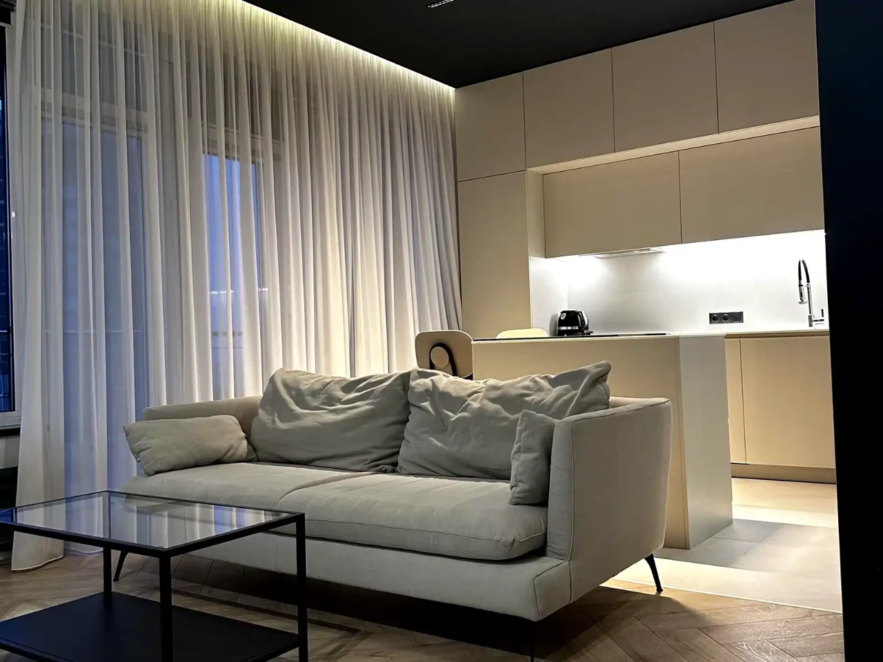 Оренда квартири 1-кімн. 56 м² 21/25 пов.