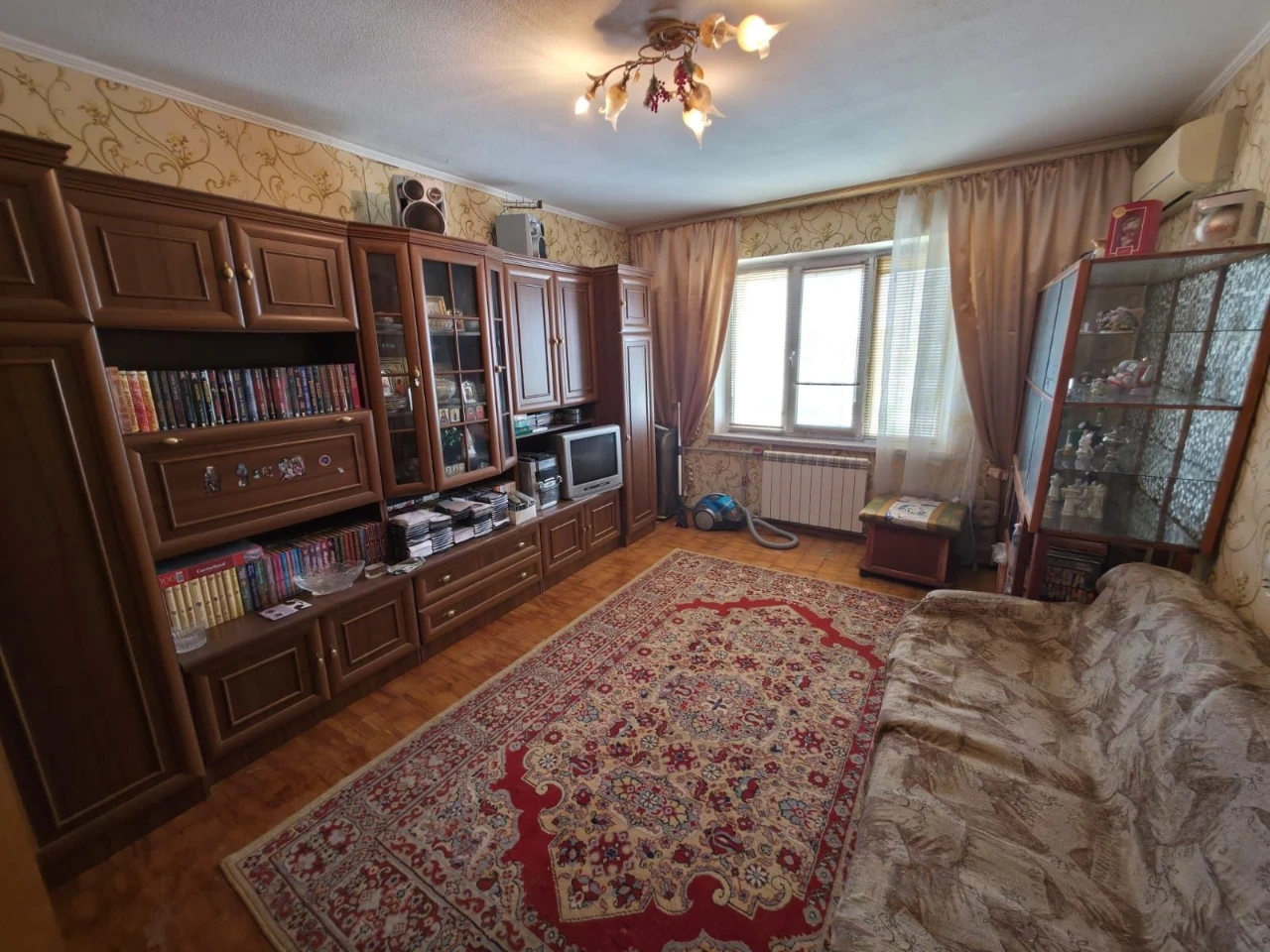 Продам 2-кімн квартиру, Деснянський р-н, Миколи Закревського