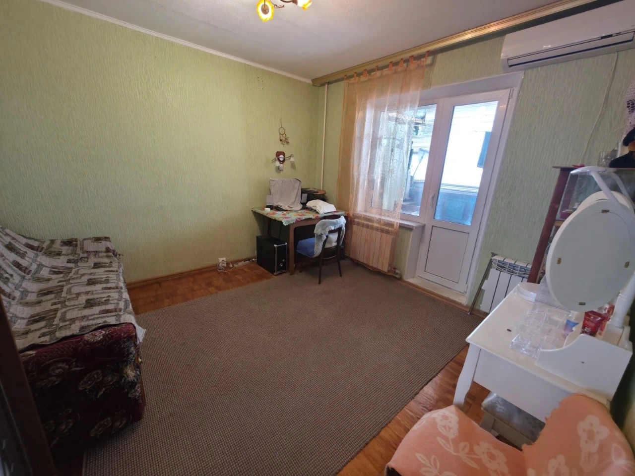 Продам 2-кімн квартиру, Деснянський р-н, Миколи Закревського