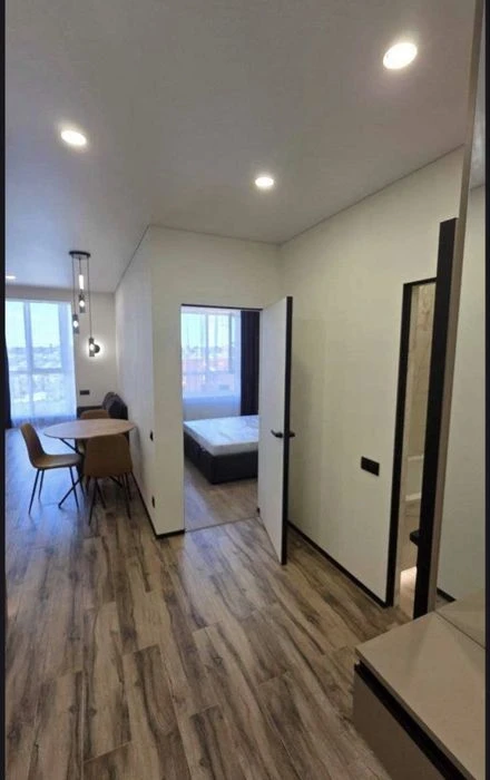 I will sell 1 apartment in the Shchastlyvyi residential complex