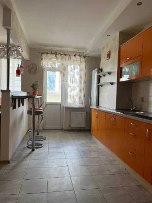 Продаж 2к.+1 квартири по вул. Кадетський Гай 6. Новий, монол