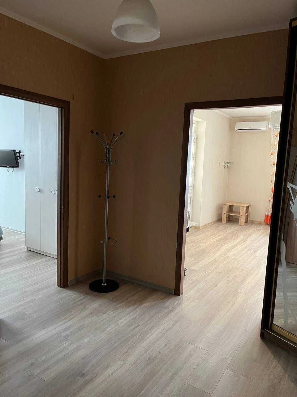 Продаж 2к.+1 квартири по вул. Кадетський Гай 6. Новий, монол