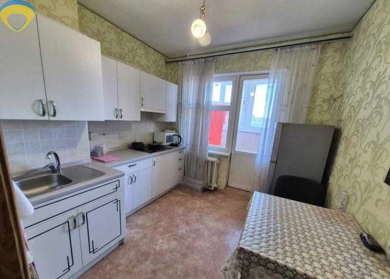 1-комн. квартира с 2 лоджиями на Таирова, Академика Королева