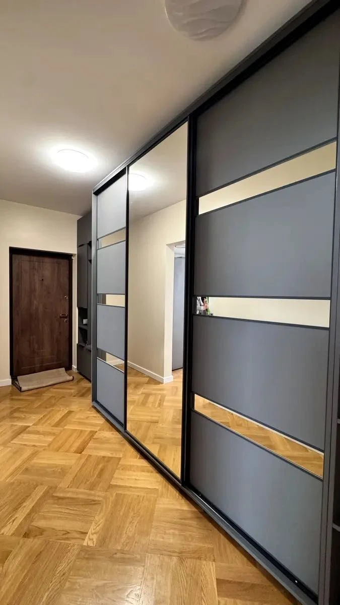 Продаж 2 кім квартири з ремонтом і технікою