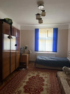 Продаж 3 к.ст.ф - 1/3 (100м 2) Щербанбка - напротив Лікарні