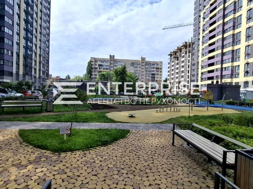Квартира. Київ, Повітряних Сил просп.