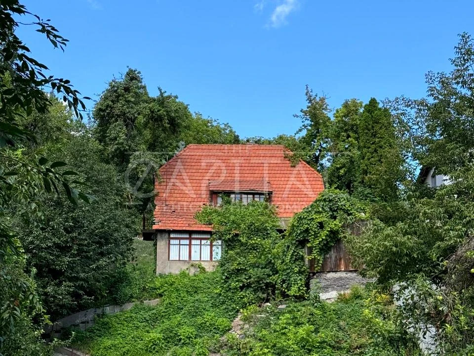 Ділянка. Київ, Добровольчих Батальйонів вул.