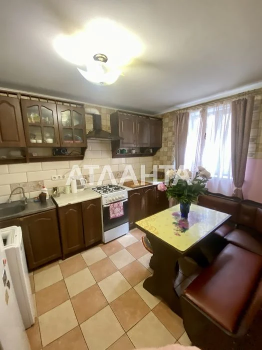2 houses for the price of one on Slobodka in good condition