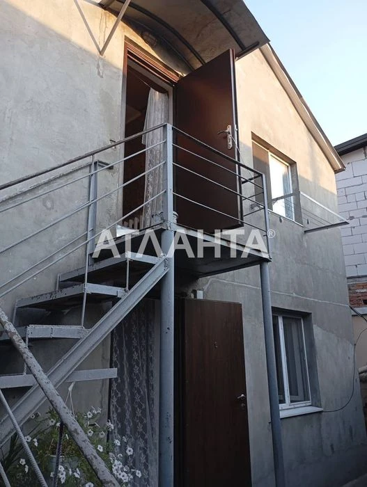 2 houses for the price of one on Slobodka in good condition