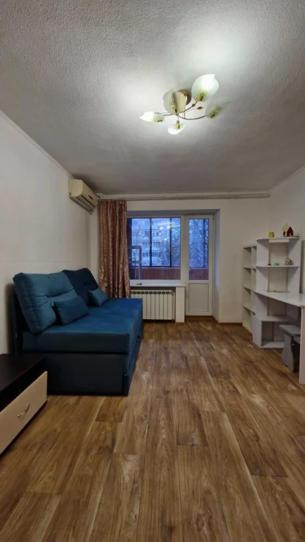 Продам 2 ком квартиру метро 23 Августа, ул. 23 Августа 8
