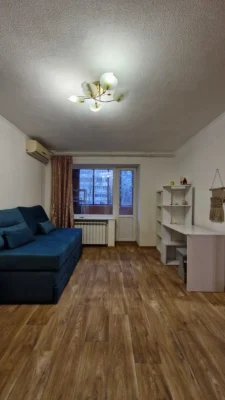Продам 2 ком квартиру метро 23 Августа, ул. 23 Августа 8